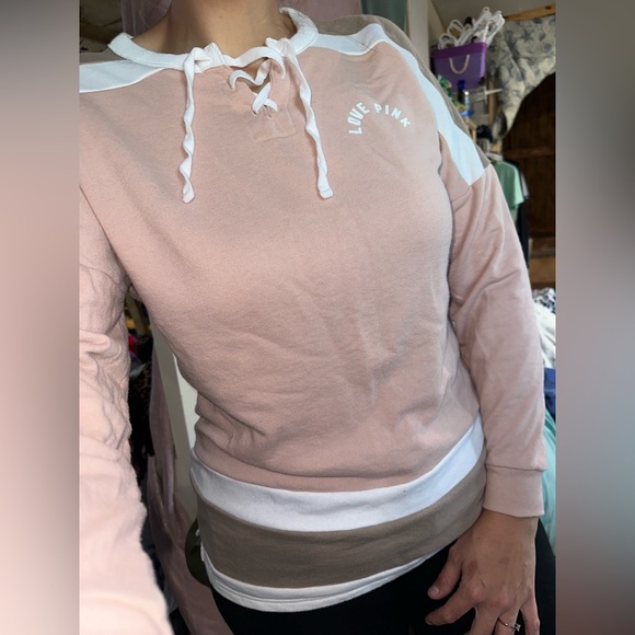 Victoria secret pink long sleeve shirt - Picture 6 of 7